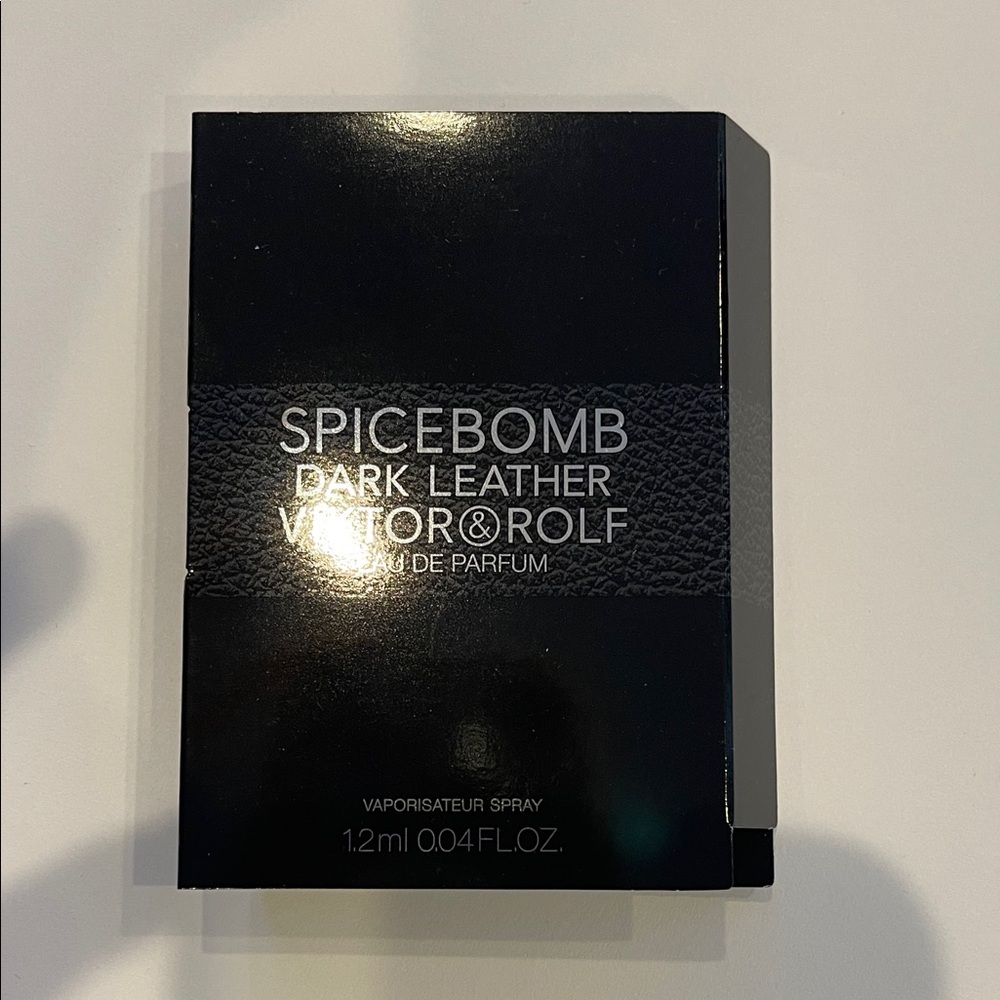 Viktor & Rolf Spicebomb Dark Leather Fragrance 0.04 FL Oz sample size